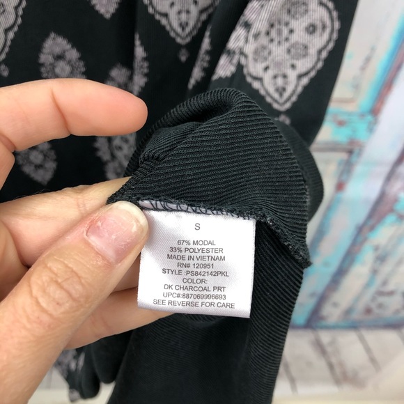 Black and Gray Dress - Picture 5 of 8